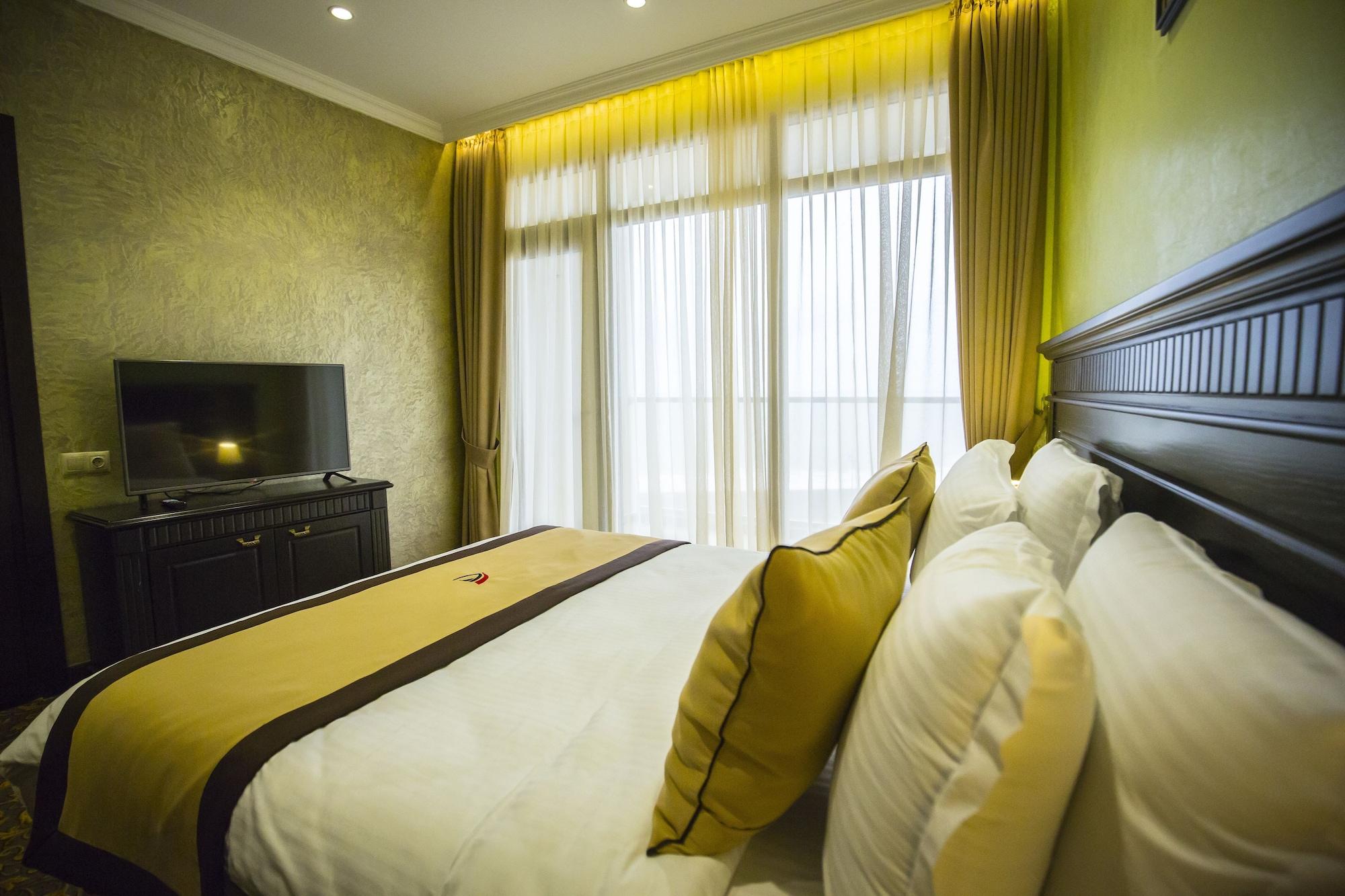Colosseum Marina Hotel Batumi Luaran gambar