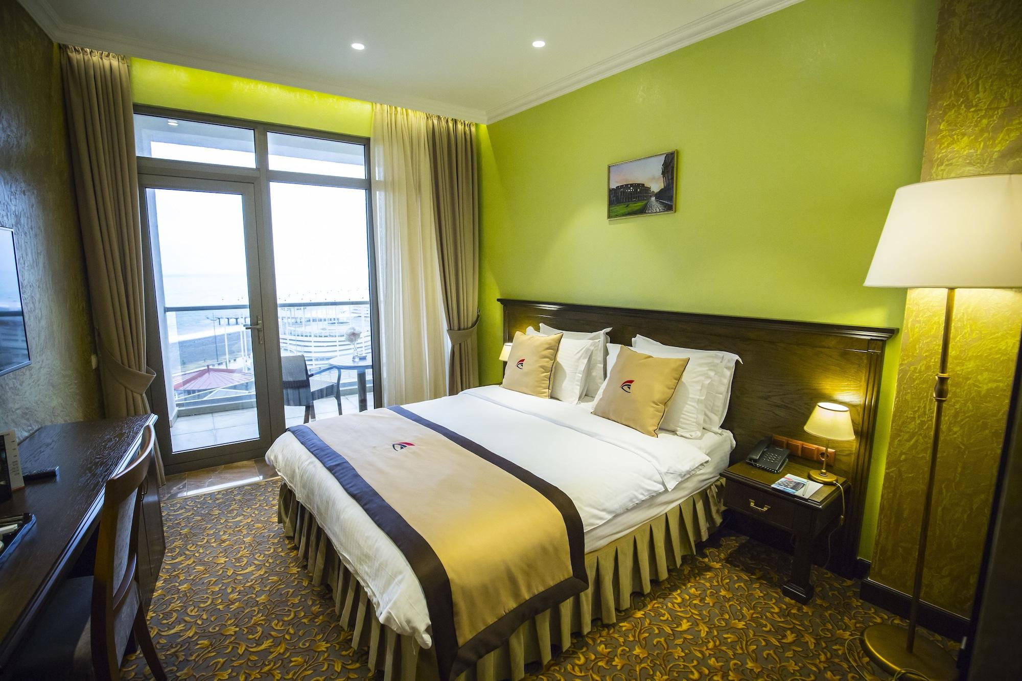 Colosseum Marina Hotel Batumi Luaran gambar