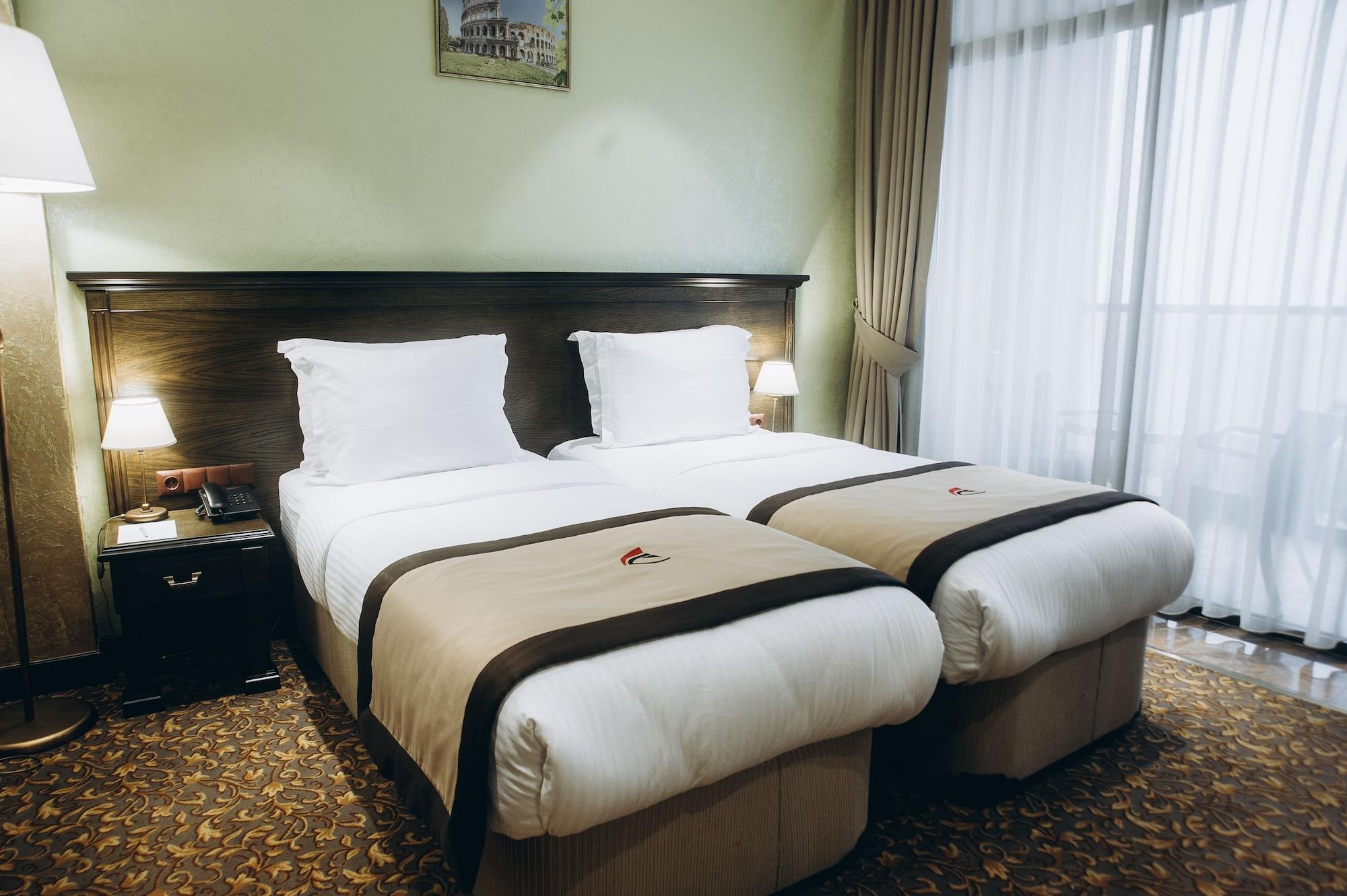 Colosseum Marina Hotel Batumi Luaran gambar