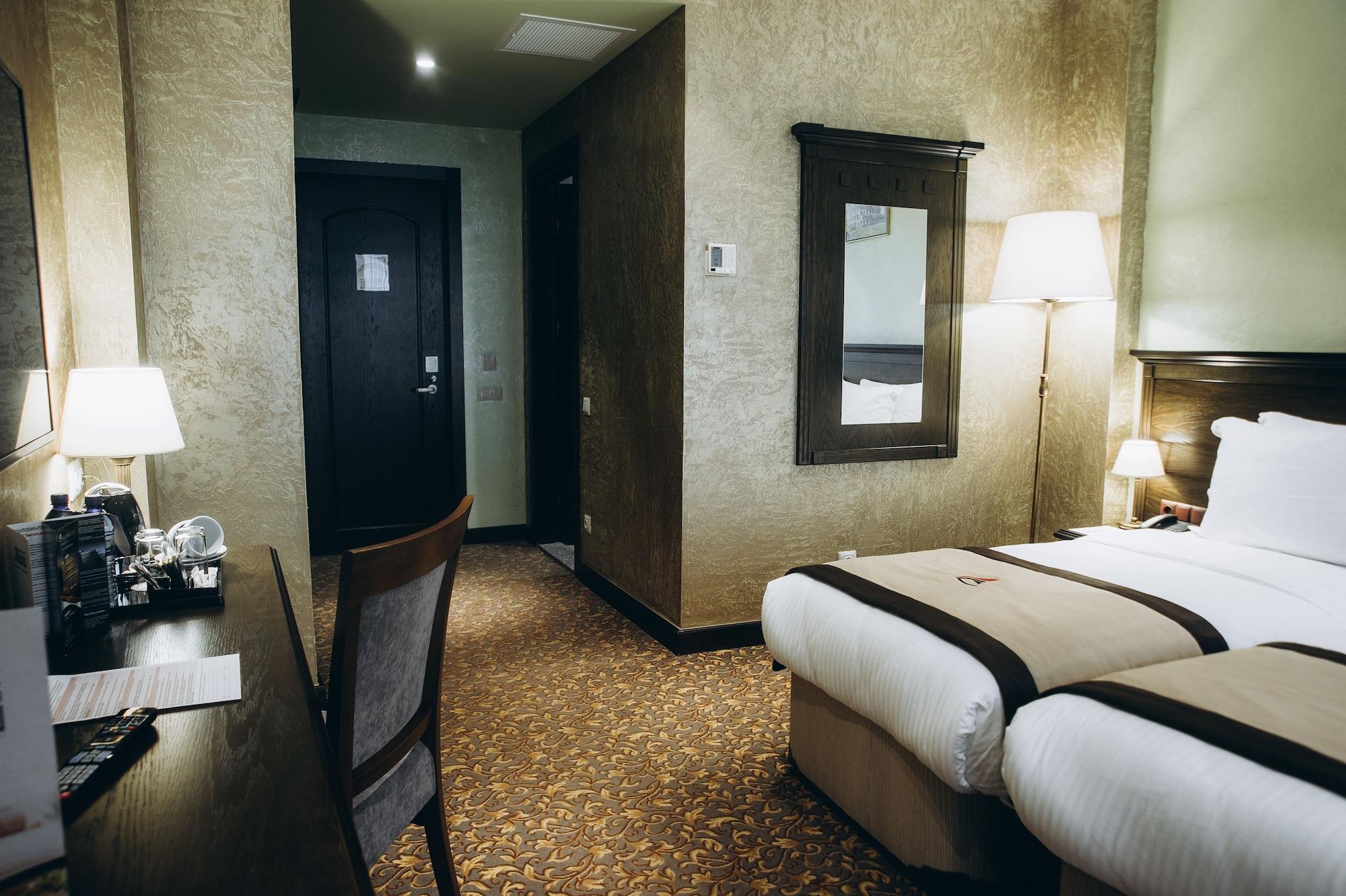 Colosseum Marina Hotel Batumi Luaran gambar
