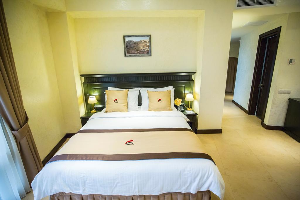 Colosseum Marina Hotel Batumi Bilik gambar