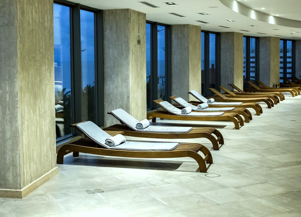 Colosseum Marina Hotel Batumi Luaran gambar