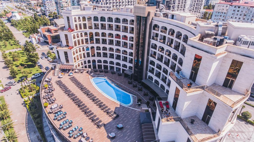 Colosseum Marina Hotel Batumi Luaran gambar